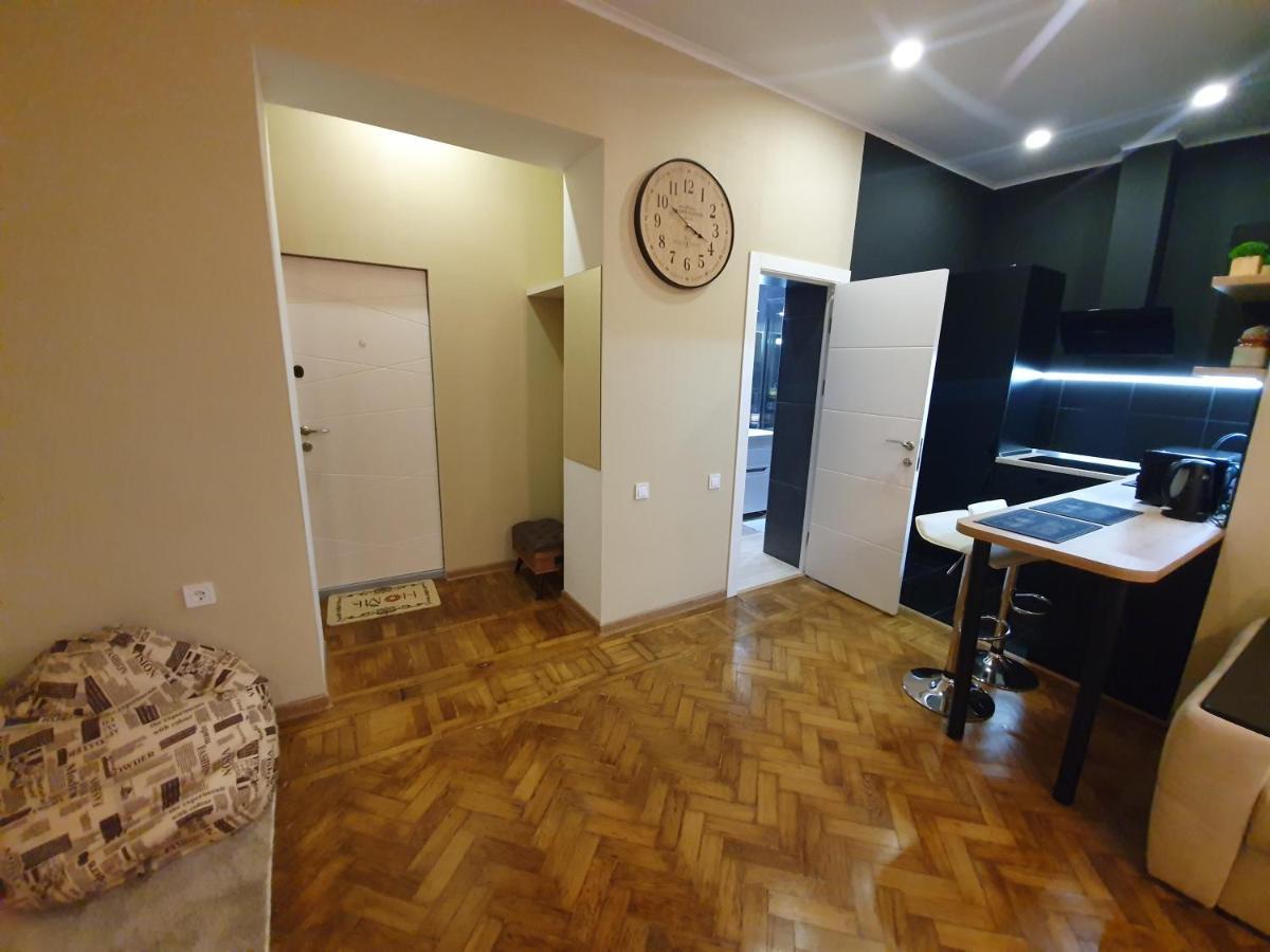 Central Apartments Odessa Extérieur photo