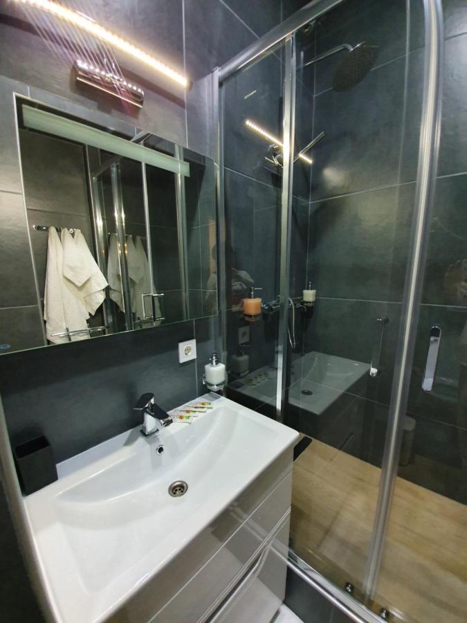 Central Apartments Odessa Extérieur photo
